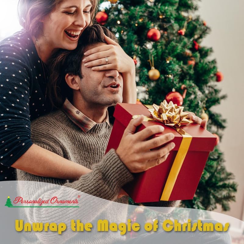 Personalized Bear Family Christmas Ornament 2024, Family of 4 Bear with Gift Box Ornaments for Christmas Tree, Personalized Bear Christmas Ornament, Unique Handmade Teddy Bear Christmas Ornament