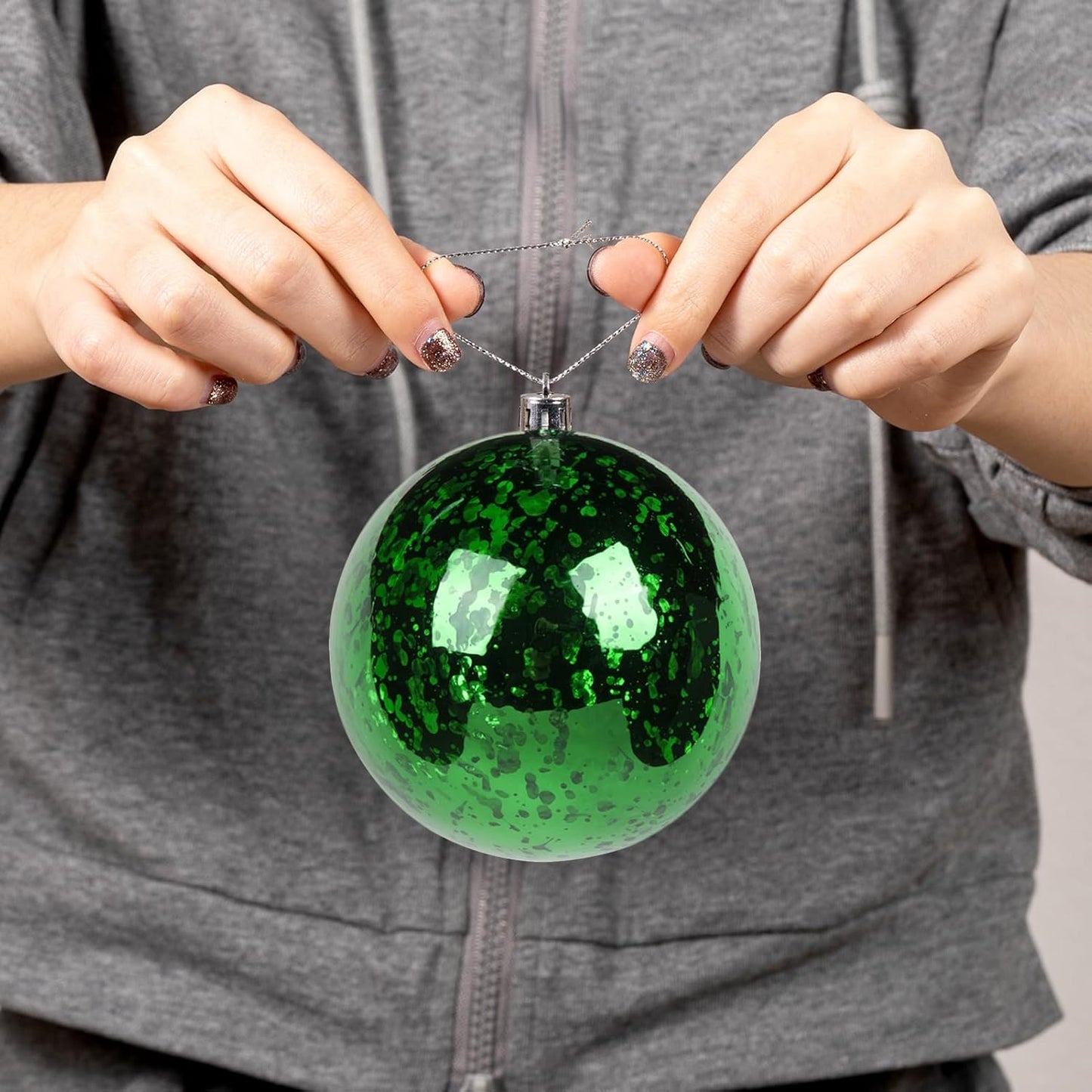 XmasExp Large Christmas Ball Ornaments,4pcs Green Giant Shatterproof Plastic Hanging Mercury Xmas Ball Decorations Christmas Tree Ornaments (Green, 4")