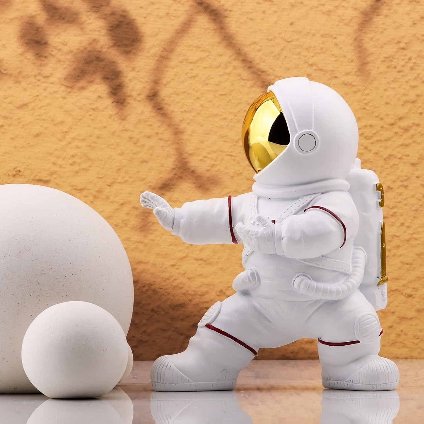 XMGZQ Astronaut Figurine, White and Gold Kung Fu Spaceman Statue, Office and Room Decor for Men, Outer Space Desk Accessories