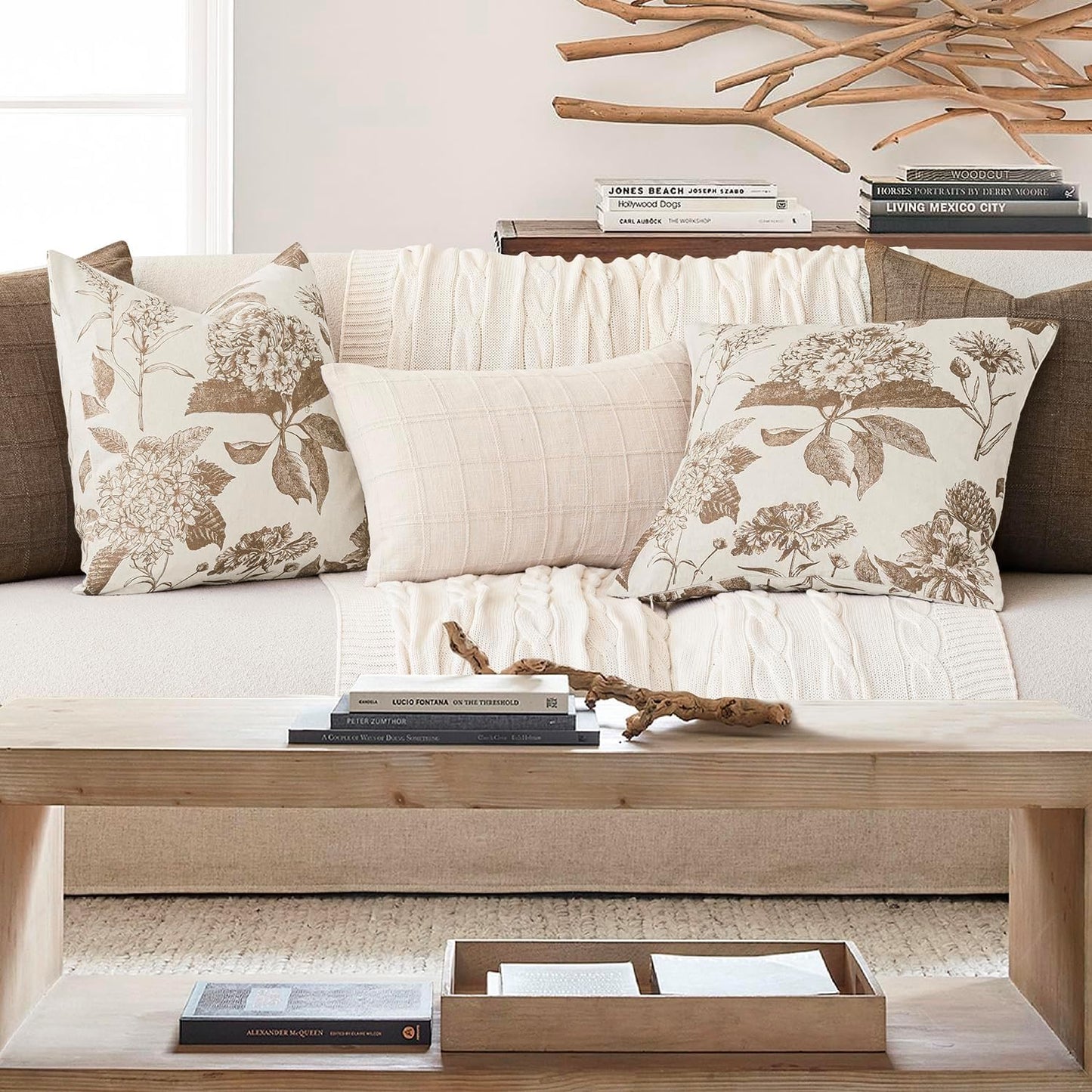 Foindtower Set of 2 Linen Floral Throw Pillow Covers Neutral Vintage Print Decorative Cushion Covers Farmhouse Boho Home Decor for Sofa Chair Couch Bedroom Living Room Outdoor,22×22 Inch,Light Brown