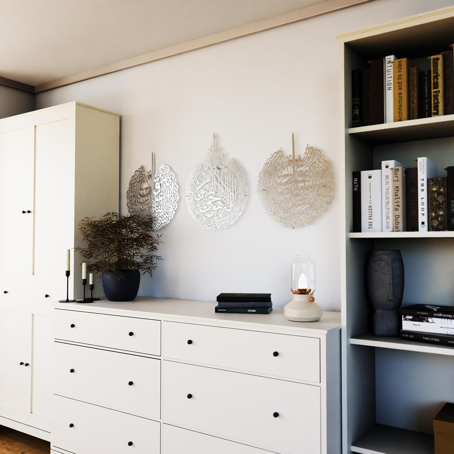 IWA CONCEPT Metal Set of Ayatul Kursi, Surah Al Falaq and Surah An Nas | Islamic Ramadan Wall Decorations | Modern Muslim Housewarming Gift | Calligraphy | Quran Wall Art | (Matte Silver, Large)