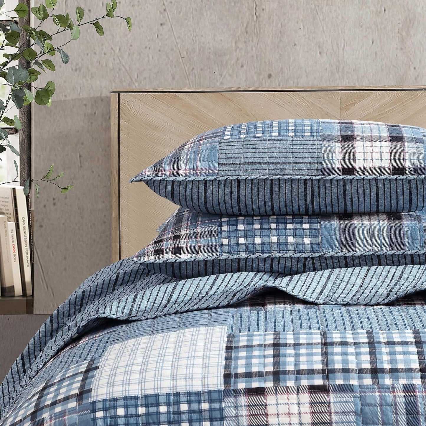 Eddie Bauer - Twin Quilt Set, Reversible Cotton Bedding with Matching Sham, Patchwork Plaid Home Decor (Hawthorne Blue, Twin)