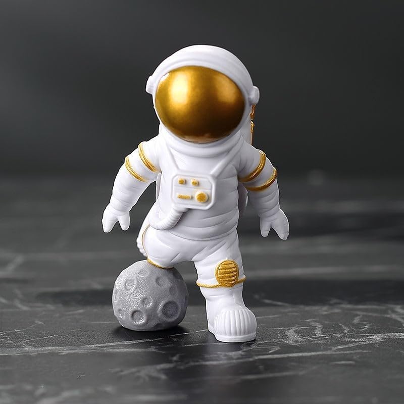 4 Pcs Gold White Astronaut Statues Set, Spaceman Sculpture Figurines Home Ornament Cake Toppers Gift
