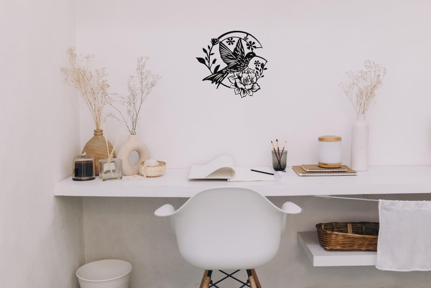 SHIMANY Black Metal Wall Art - Hummingbird Hanging Wall Sculpture with Floral Design for Bedroom, Living Room, or Reading Nook - Botanical Accent