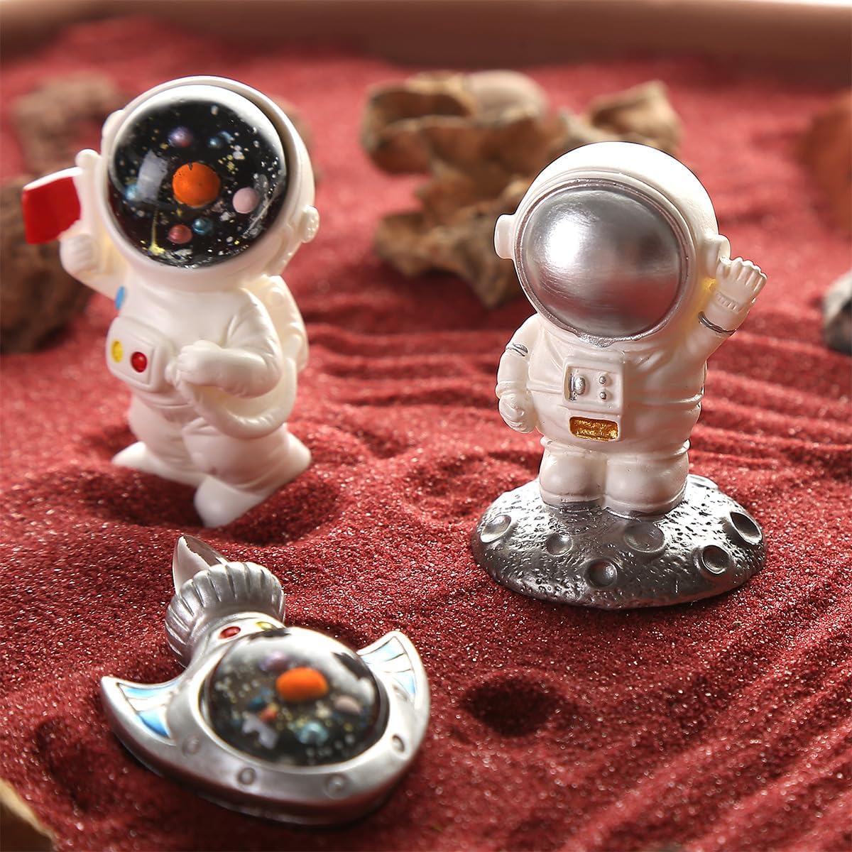 Desktop Zen Garden Kit -Mars Space Exploration Themed Zen Decor Sand,Astronaut Statue Figurines,Irregular Red Raw Sandstone Sand Tabletop Decoration,Zen Office Desktop Decoration Gift (Red)