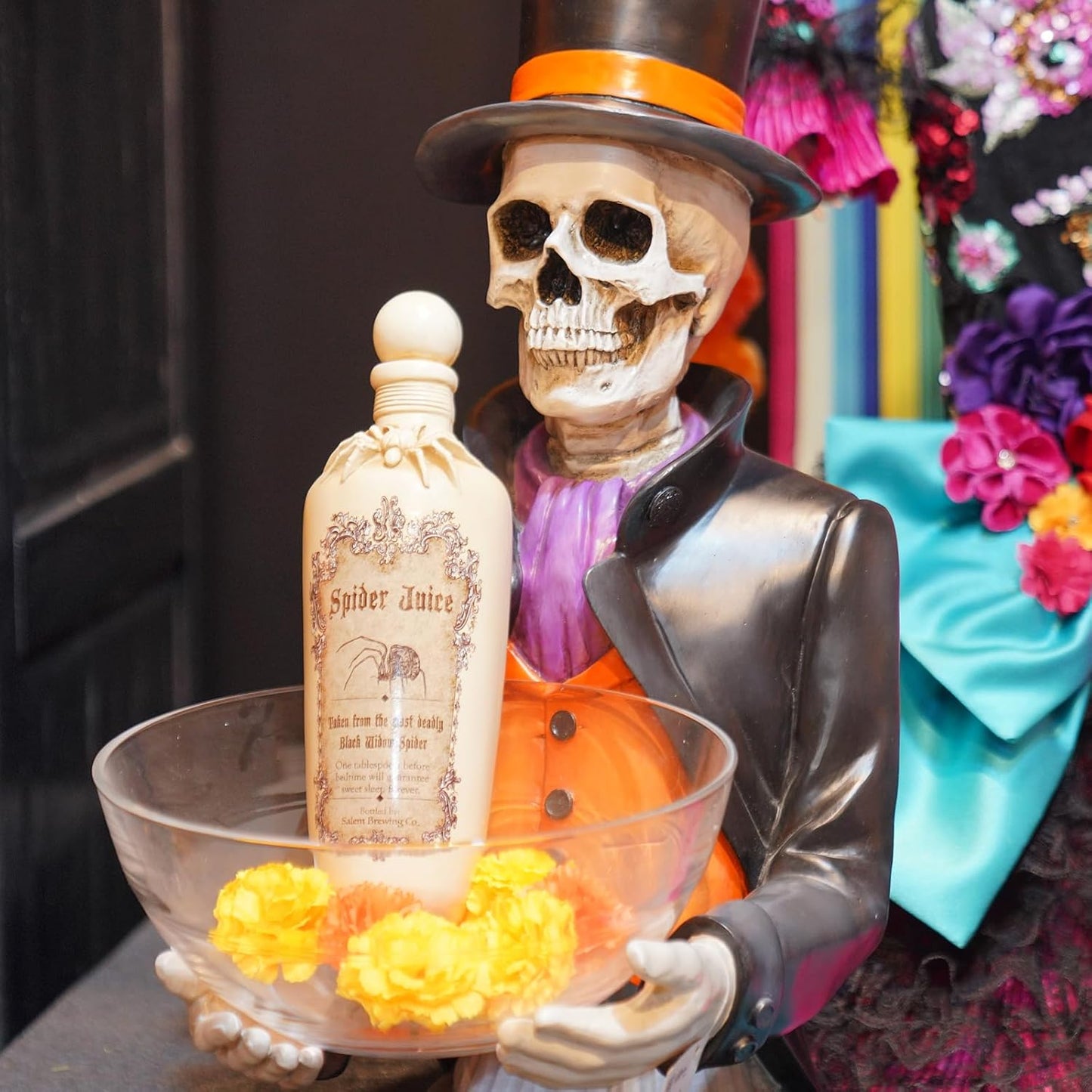 Braxio Witch Potion Bottles for Halloween Décor - White Spider Resin Magic Potion Bottles with Black Web Design, White Spider Decoration, for Shelf Table Party(3x3x10 Inches)