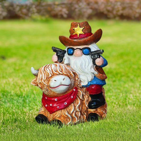 Solar Highland Cow Gnome Statue - Hand-Painted Resin Outdoor Decor for Garden & Yard, Unique Mothers Day Birthday Gifts for Grandma Women (Weatherproof)