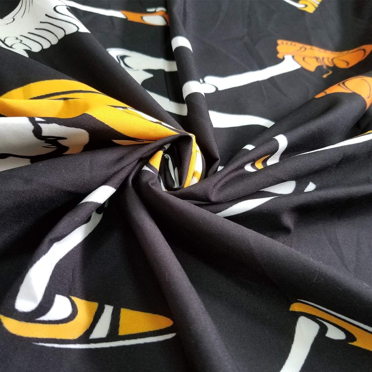 NASKY Halloween Wall Tapestry - Skull Trippy Black and White Wall Hanging for Room Decor (51.2" X 59.1"-(130x150cm))