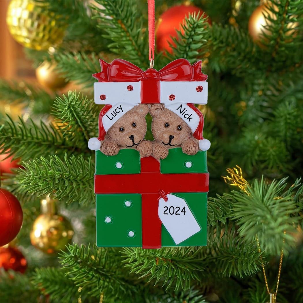 Personalized Family Ornament 2024, Bear Family of 2 Christmas Tree Ornament, Customized Teddy Bear Couple Ornaments for Christmas Tree Decor, Unique Gifts for Mom, Dad, Grandkids, Grandma, Grandpa