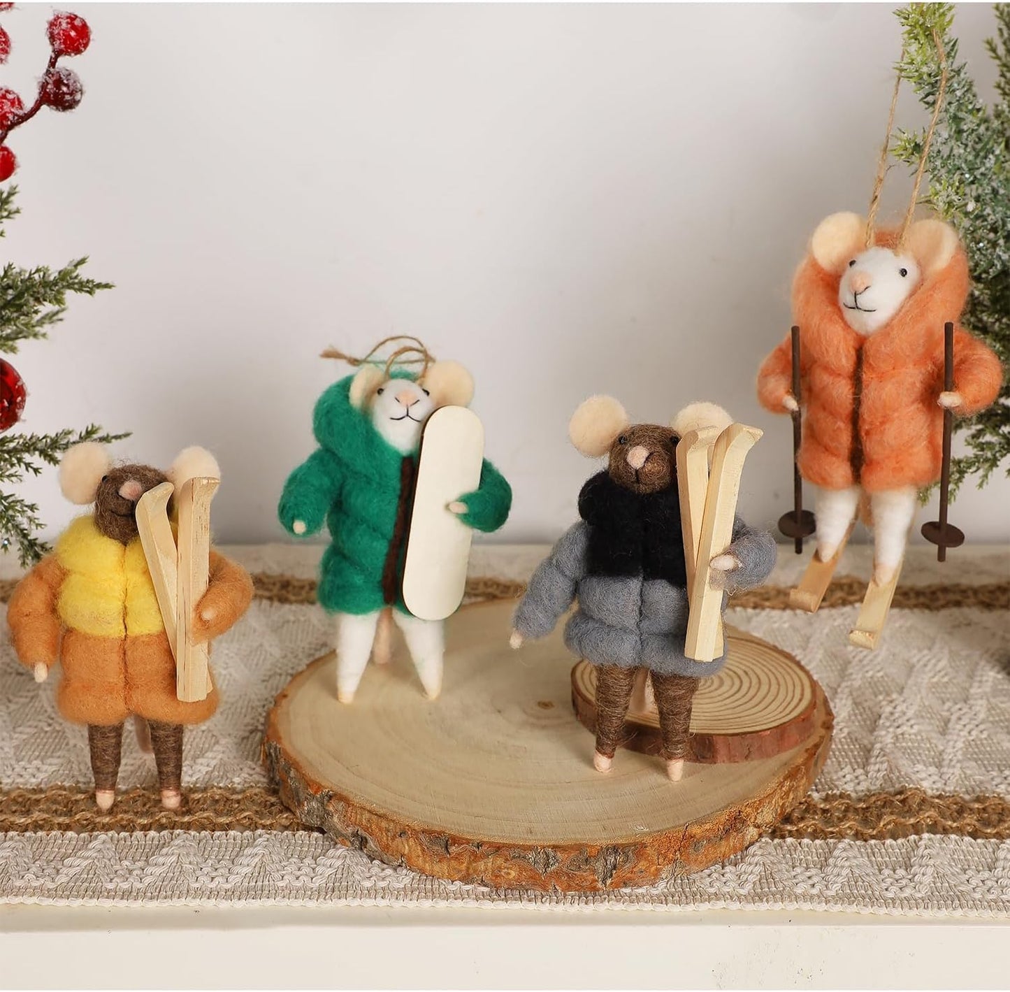 Set of 4 Christmas Felt Skiing Mice Ornaments, 4.7" Mini Winter Hanging Wool Mouse Figurines, Tiered Tray Tabletop Decor, Animal Crafts Xmas Tree Holiday Easter Gifts Home Office Party Supply
