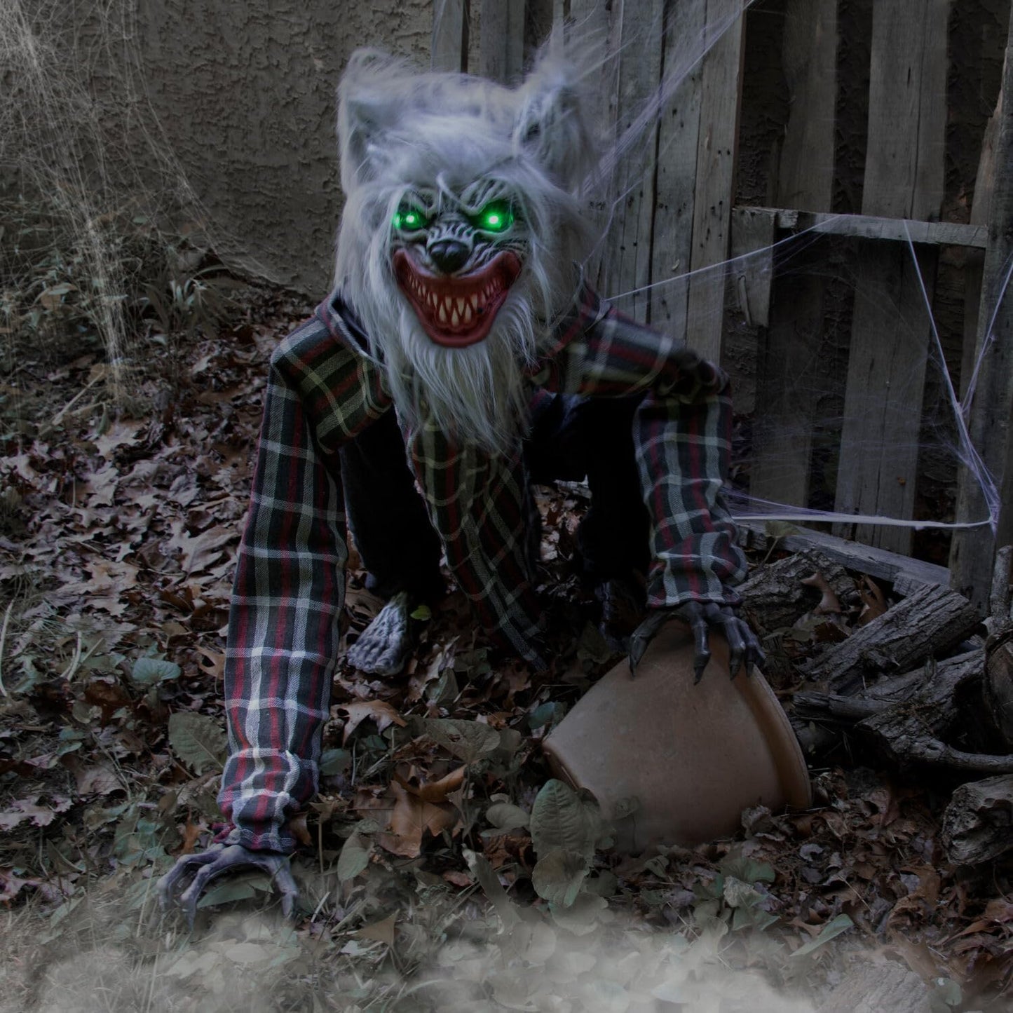 Haunted Hill Farm Squatting Werewolf Animatronic with Movement,Sounds,and Light-Up Eyes for Scary Halloween Decoration,24 x 18 x 30