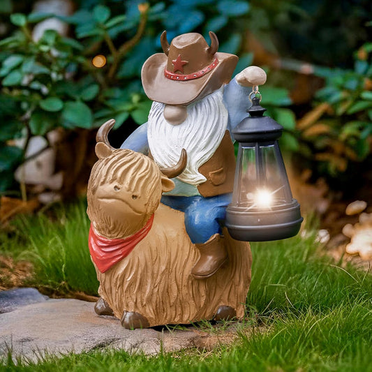 RM ROOMERS Garden Highland Cow Decor Outdoor Resin Solar Highland Cowboy Gnome Statue Yard Decorations Funny Gnomes Figurine Lights Unique Gifts for Women Housewarming Patio