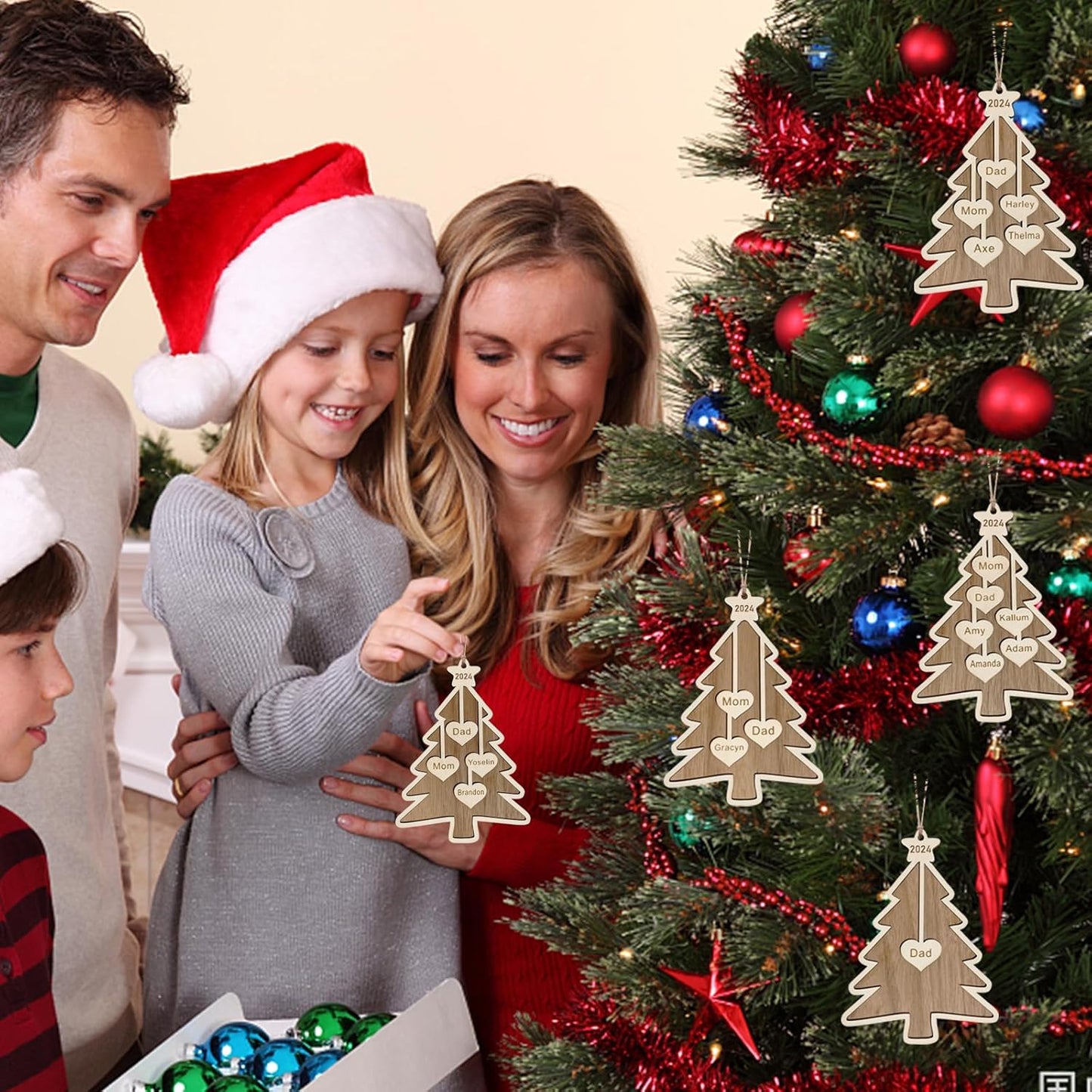 Personalized Christmas Ornaments 2025 with Family Names 1-7 Names Custom Ornaments for Christmas Tree Personalized Ornament Gifts