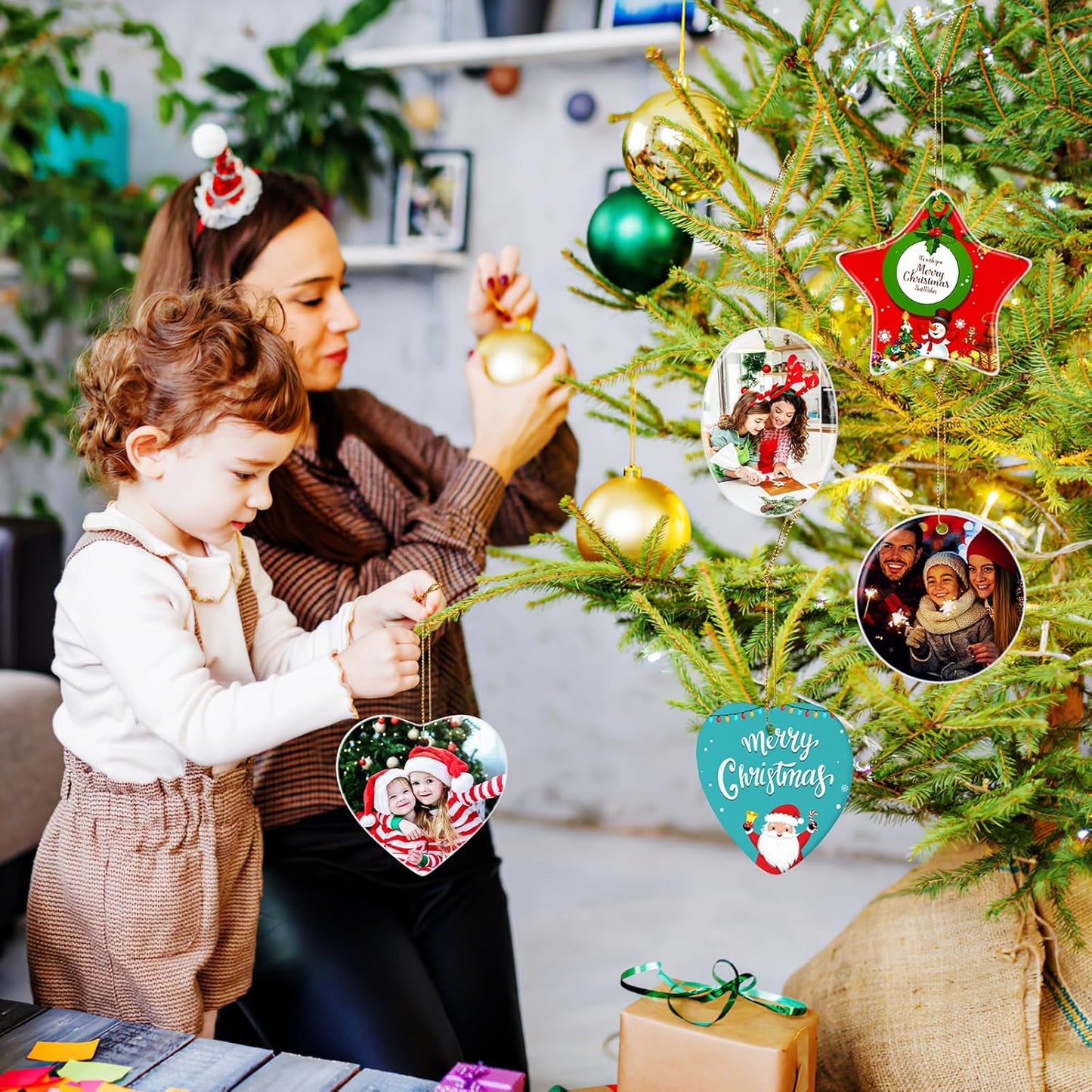 Personalized Christmas Ornaments 2025 Ceramic Custom Picture Text Hanging Ornament Customized Christmas Tree Decorations Keepsake Gift for Family Couples Xmas Tree Home Decor