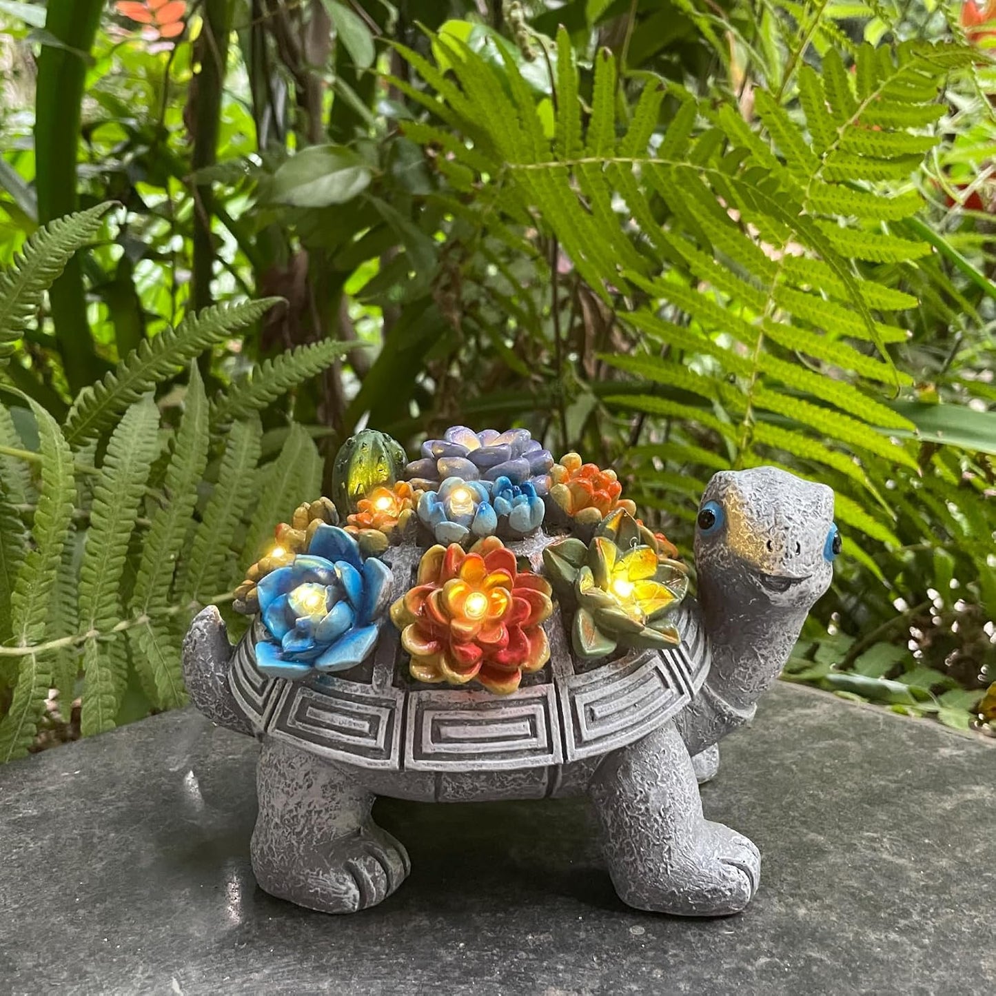 Solar Garden Outdoor Turtle Figurines with LED Lights Lawn Decor Tortoise Statue for Outside Yard Patio Front Porch Balcony Home Ornament Housewarming