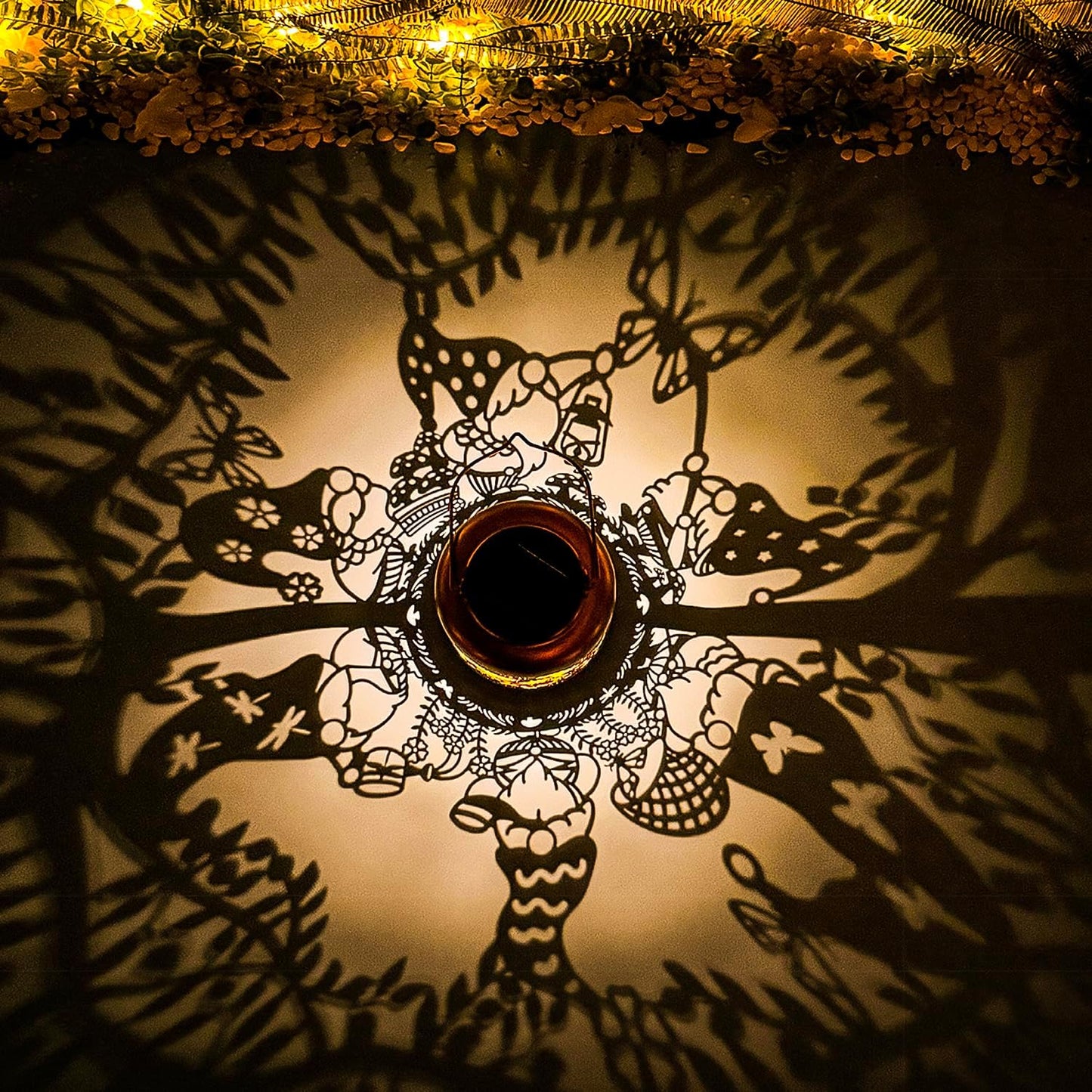 Gnomes Solar Lanterns Outdoor Waterproof,Hanging Solar Lights Gnome Gifts for Women Metal LED Decorative Light for Yard,Patio,Lawn,Tabletop,Pathway,Landscape,Garden Gnomes Decor