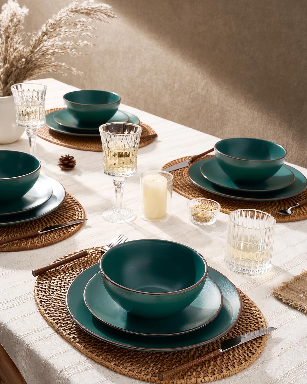 Famiware Venus Plates and Bowls Sets, 18 Pieces Stoneware Dinnerware Sets, Speckled Dishes Set for 6, Microwave and Dishwasher Safe, Matte Dark Green