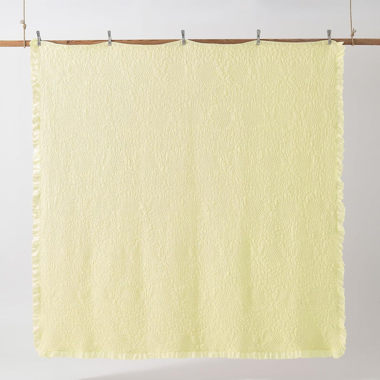 Light Yellow Ruffled Quilt Twin Size, Stone-Washed Microfiber Lightweight Crinkled Farmhouse Rustic Shabby Chic Bedding Set, 2 Pieces Reversible Bedspread with Pillow Sham for All Season