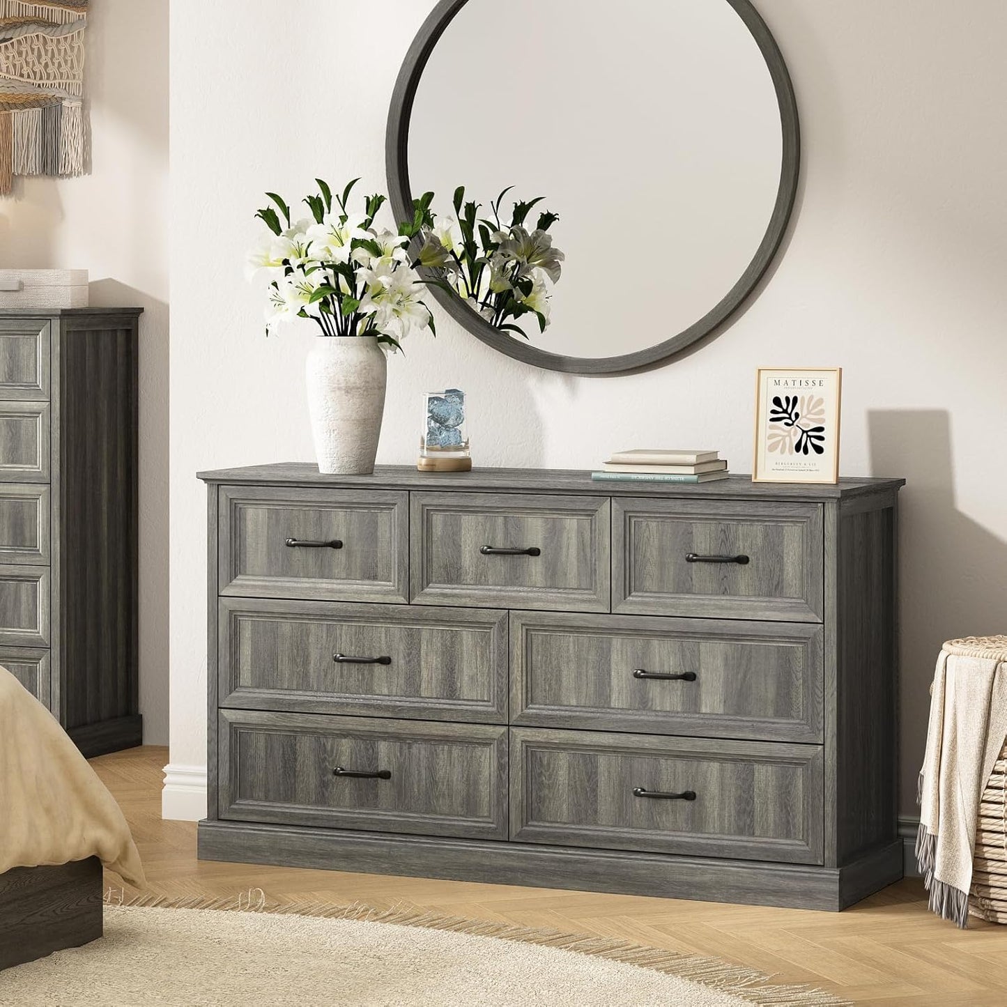 Farmhouse 7 Drawer Dresser for Bedroom, 55 Inch Wide Modern Grey Dresser TV Stand with Large Drawers & Bar Handles, Rustic Wood Chest of Drawers for Bedroom, Living Room, Hallway, Entryway.