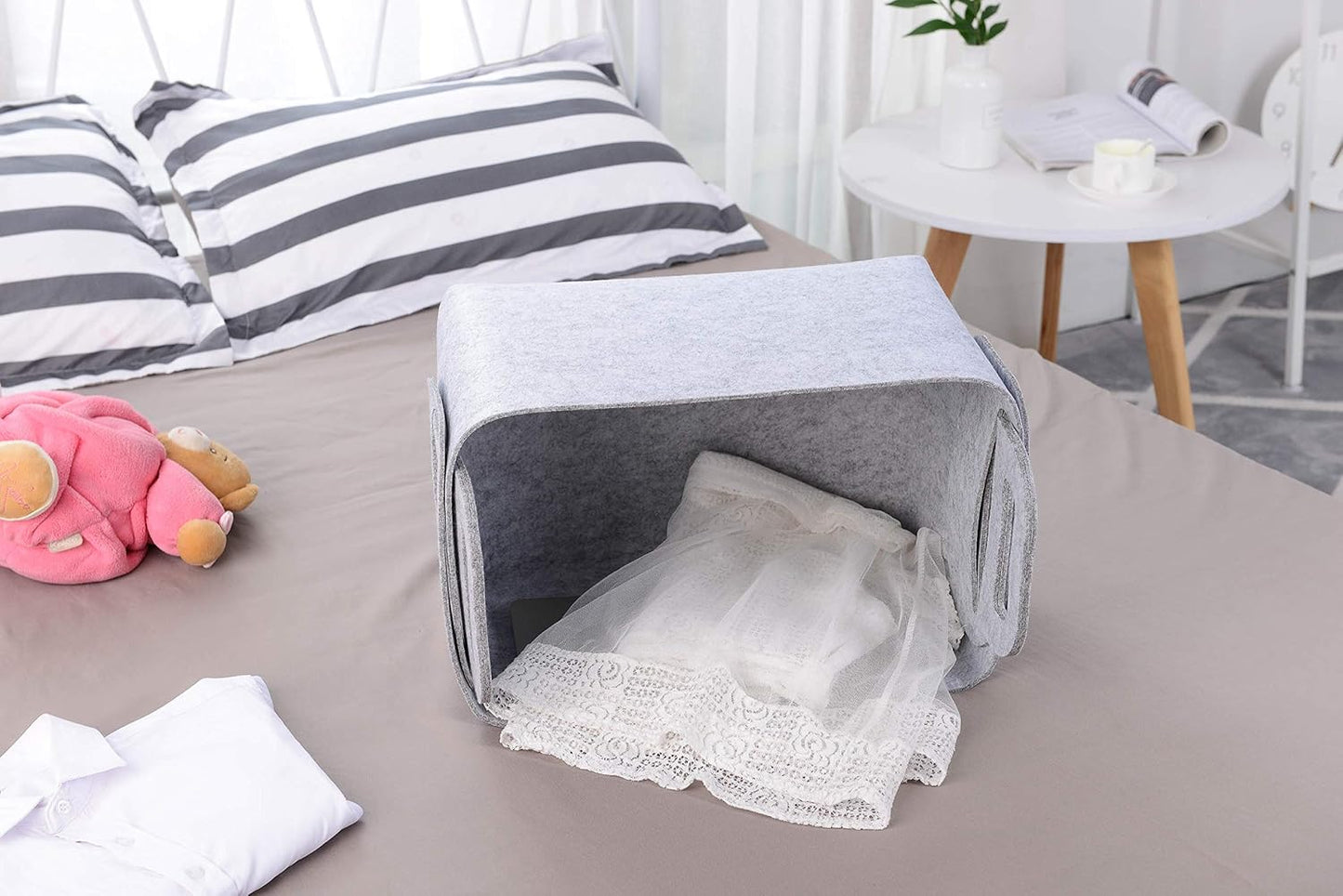 Storage Basket Felt Storage Bin Collapsible& Convenient Box Organizer with Carry Handles for Office Bedroom Closet Babies Nursery Toys Laundry (Light grey, 17.9inch（L）×12.2inch（W）×11.6inch（H）)