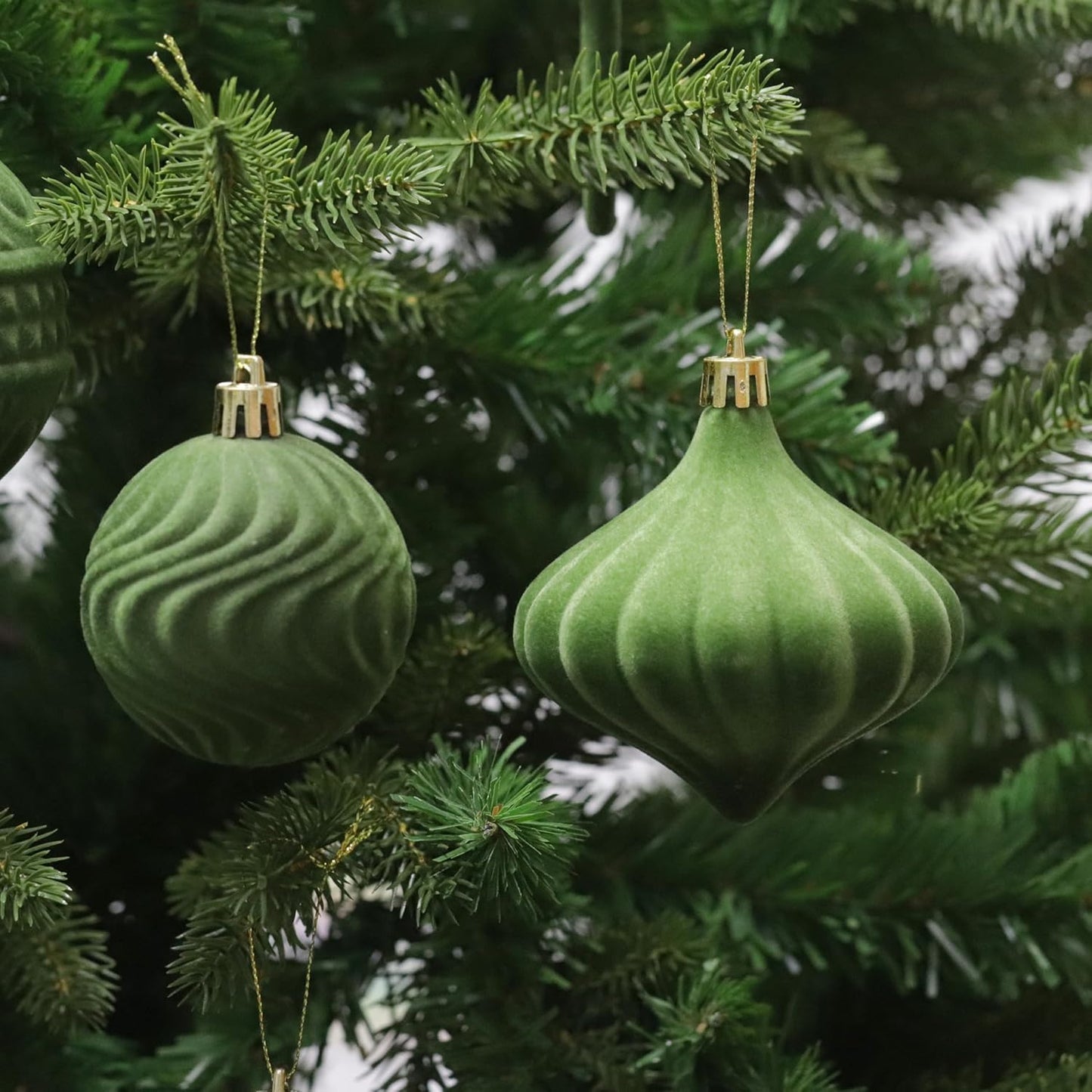 Senjie 2025 Velvet Christmas Ornaments Sets for Christmas,63pcs Xmas Tree Bulk Flocked Shatterproof Christmas Ornaments Balls Decoration Avocado Green