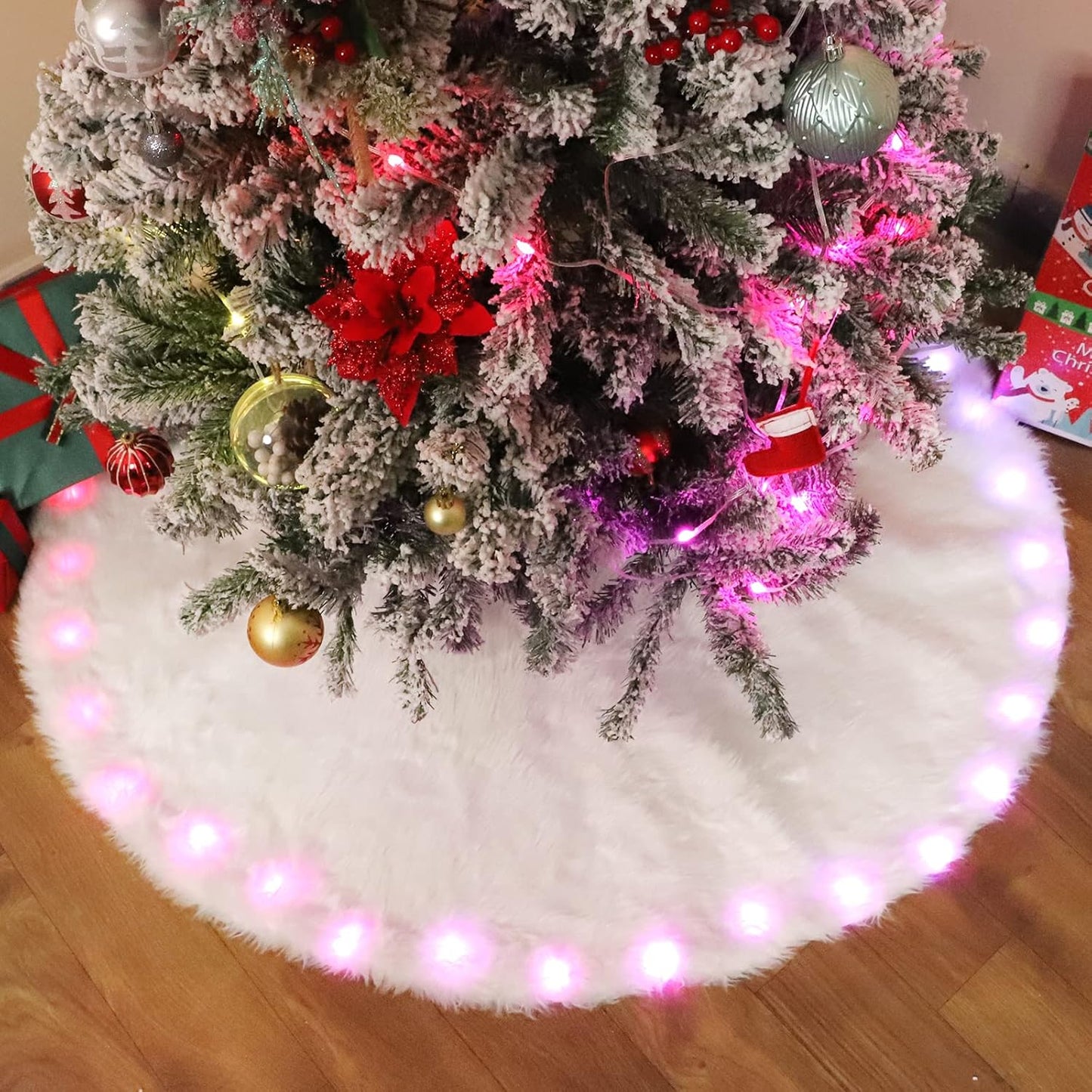 35 Inch Faux Fur Christmas Tree Skirt with Lights Soft Snow White Plush Tree Mat Christmas Decorations Fluffy Tree Skirts Xmas Holiday Party Indoor Decorations