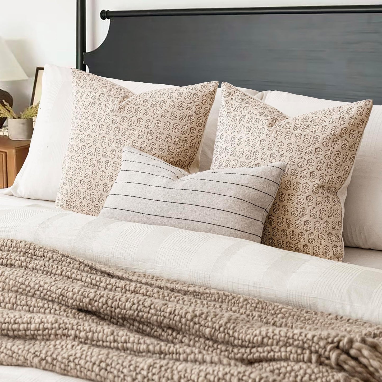 Foindtower Set of 2 Decorative Neutral Floral Print Throw Pillow Covers Vintage Accent Farmhouse Cushion Covers Boho Home Decor for Sofa Couch Chair Bedroom Living Room Outdoor,22×22 Inch,Ivory Beige