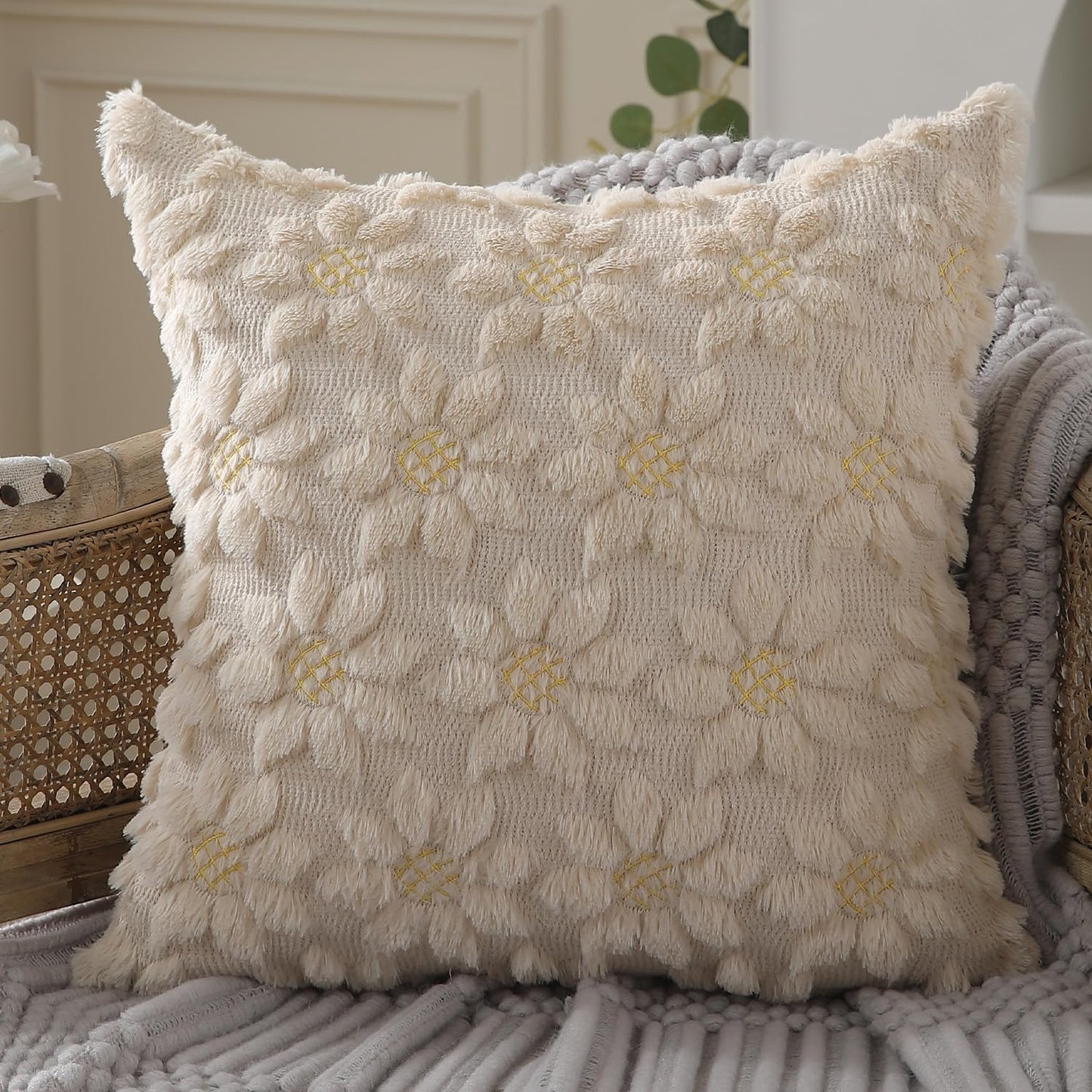 DFXSZ Spring Summer Pillow Covers 18x18 inch Set of 2 Farmhouse Decor Yellow Flower Heart Sunflower Beige Soft Plush Faux Fur Jacquard Throw Pillows for Sofa Holiday Spring Home Decor PTK024E18