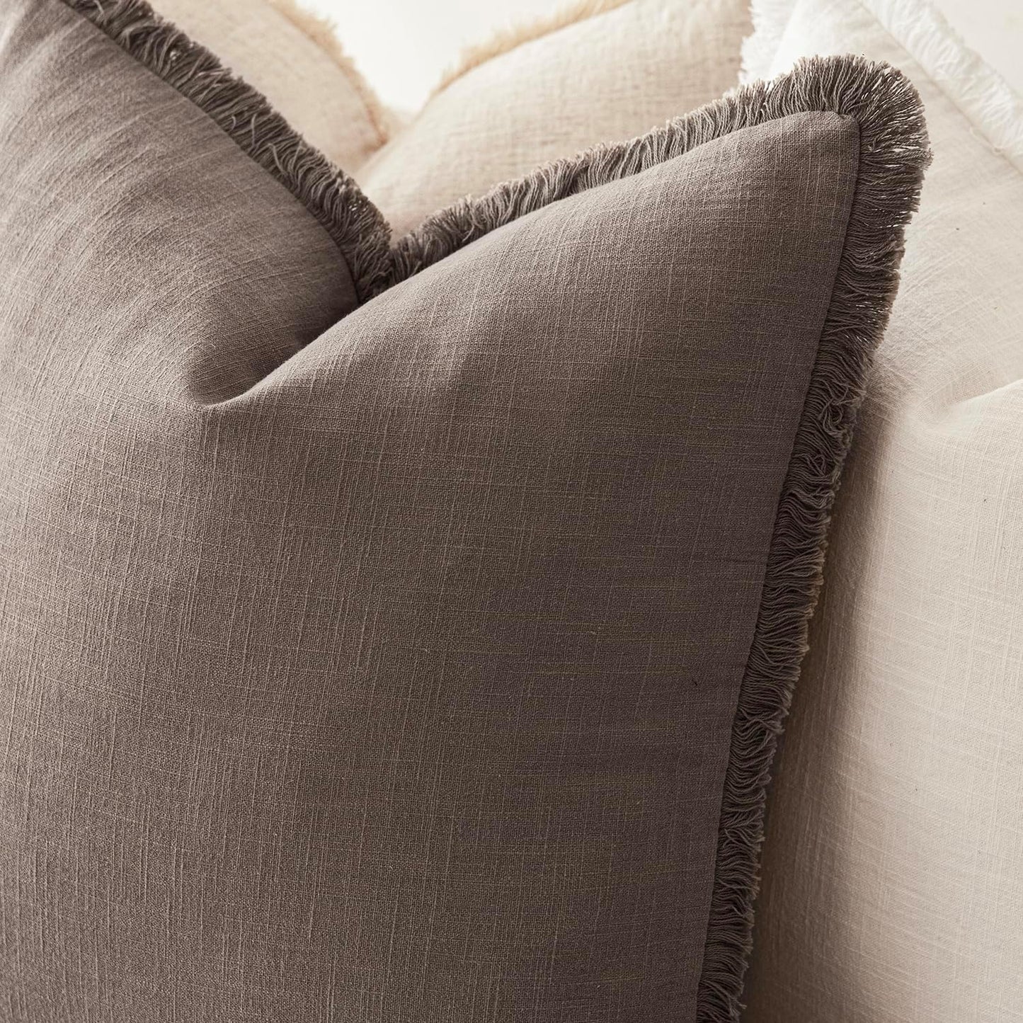 Foindtower Set of 2 Decorative Linen Fringe Throw Pillow Covers Cozy Farmhouse Cushion Cover with Tassels Accent Pillowcase for Couch Chair Sofa Bed Living Room Home Decor,20×20 Inch,Light Coffee