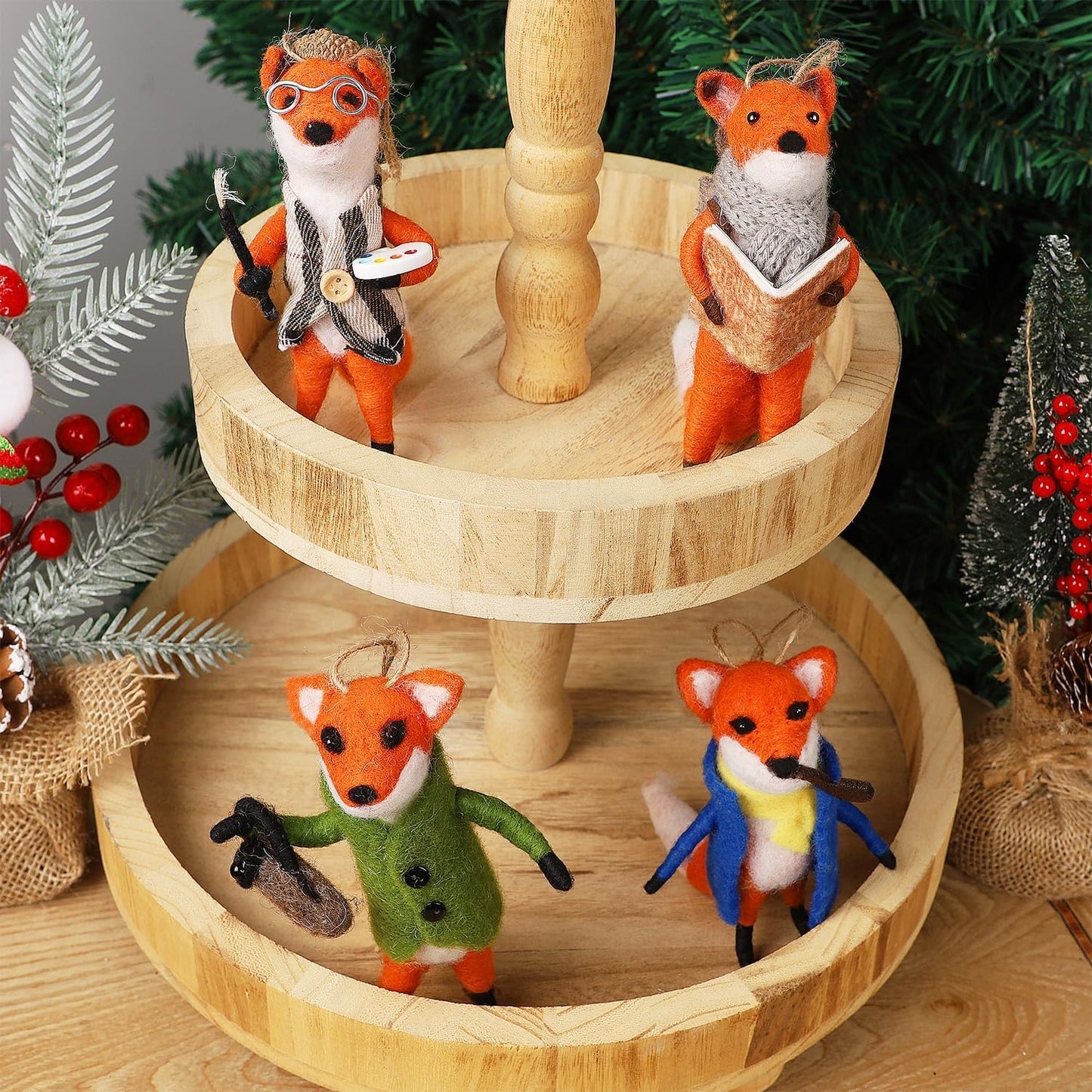 Set of 4 Christmas Felt Fox Ornaments, Mini Hanging Wool Mr. Foxes Fantastic Figurines, Tiered Tray Tabletop Decor, Animal Crafts Cute Xmas Tree Holiday Easter Gifts Home Office Party Supply
