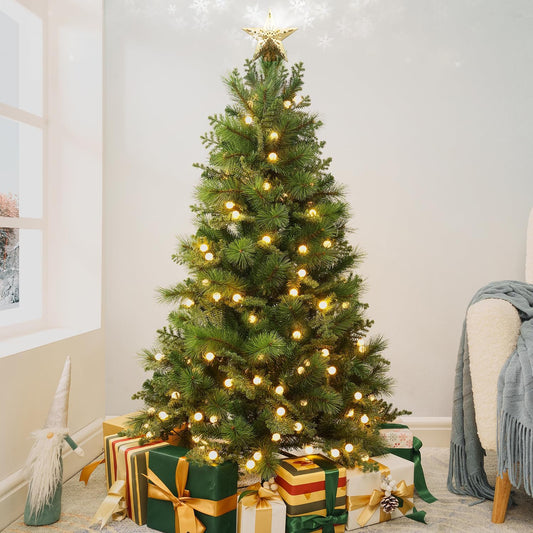 Naomi Home Evangeline Traditional Christmas Tree Green/4.5ft
