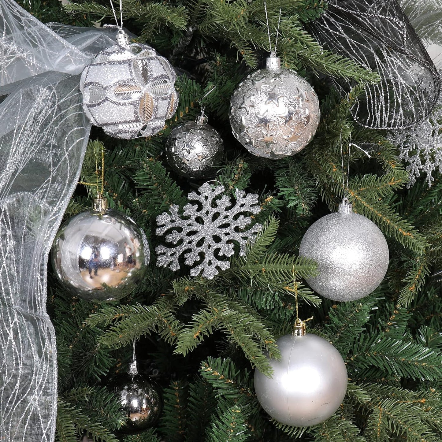 87ct Christmas Ball Ornaments Set Shatterproof Seasonal Hanging Decorations with Reusable Hand-held Gift Package for Xmas Tree Holiday Party and Home Decor, Silver
