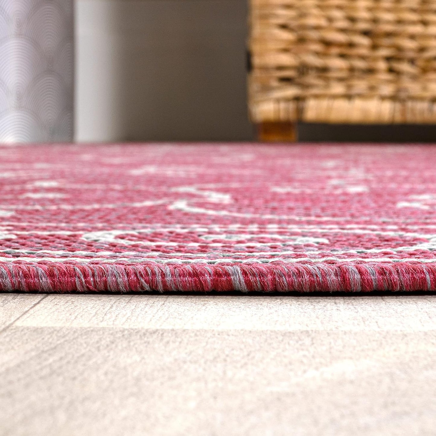 JONATHAN Y Vintage Filigree Indoor Outdoor Runner Rug 2X8 Fuchsia/Light Gray, Charleston Textured Weave for Backyard, Patio, Porch, Easy-Cleaning, Pet-Friendly, Non-Shedding (SMB106J-28)