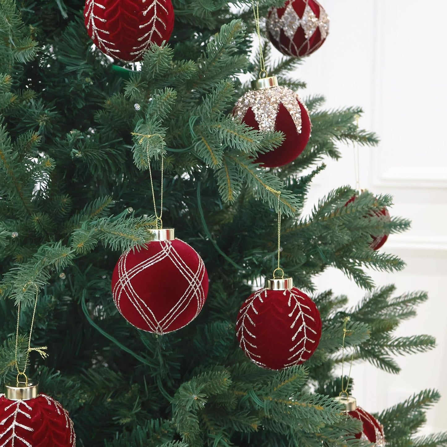 4inch Velvet Ornaments for Christmas Tree, 9PCS Glitter Flocked Christmas Ornaments Decorations Balls Set Decor Red