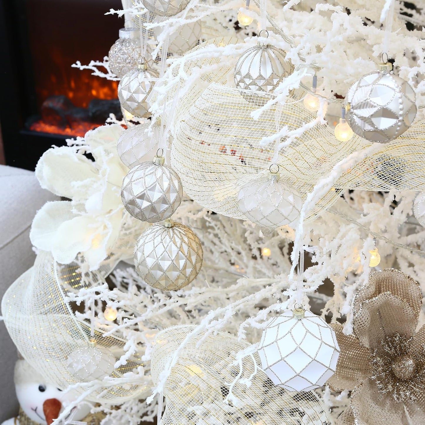 Sea Team 60mm/2.36" Delicate Contrast Color Theme Painting & Glittering Christmas Tree Pendants Decorative Hanging Christmas Baubles Balls Ornaments Set - 30 Pieces (Champagne & Matte)