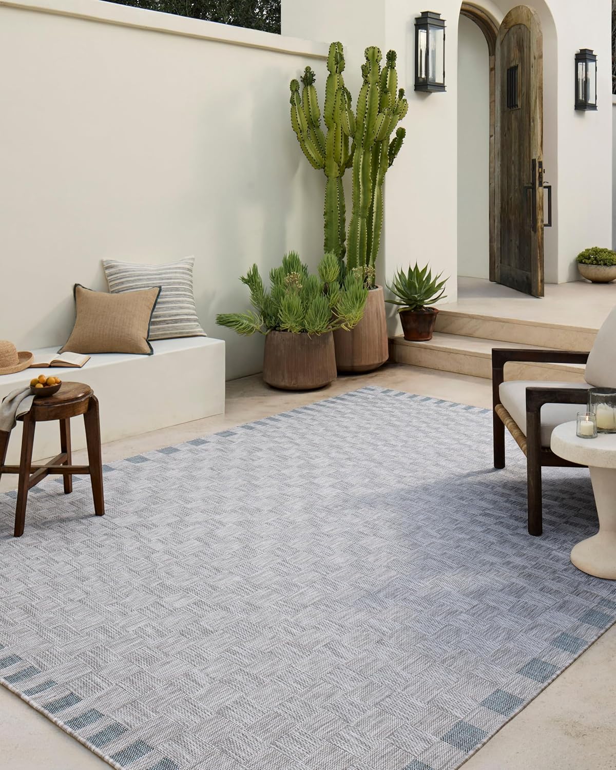 Loloi Amber Lewis Topanga Collection TOP-07 Silver/Blue 2'-3" x 3'-9" Indoor/Outdoor Area Rug