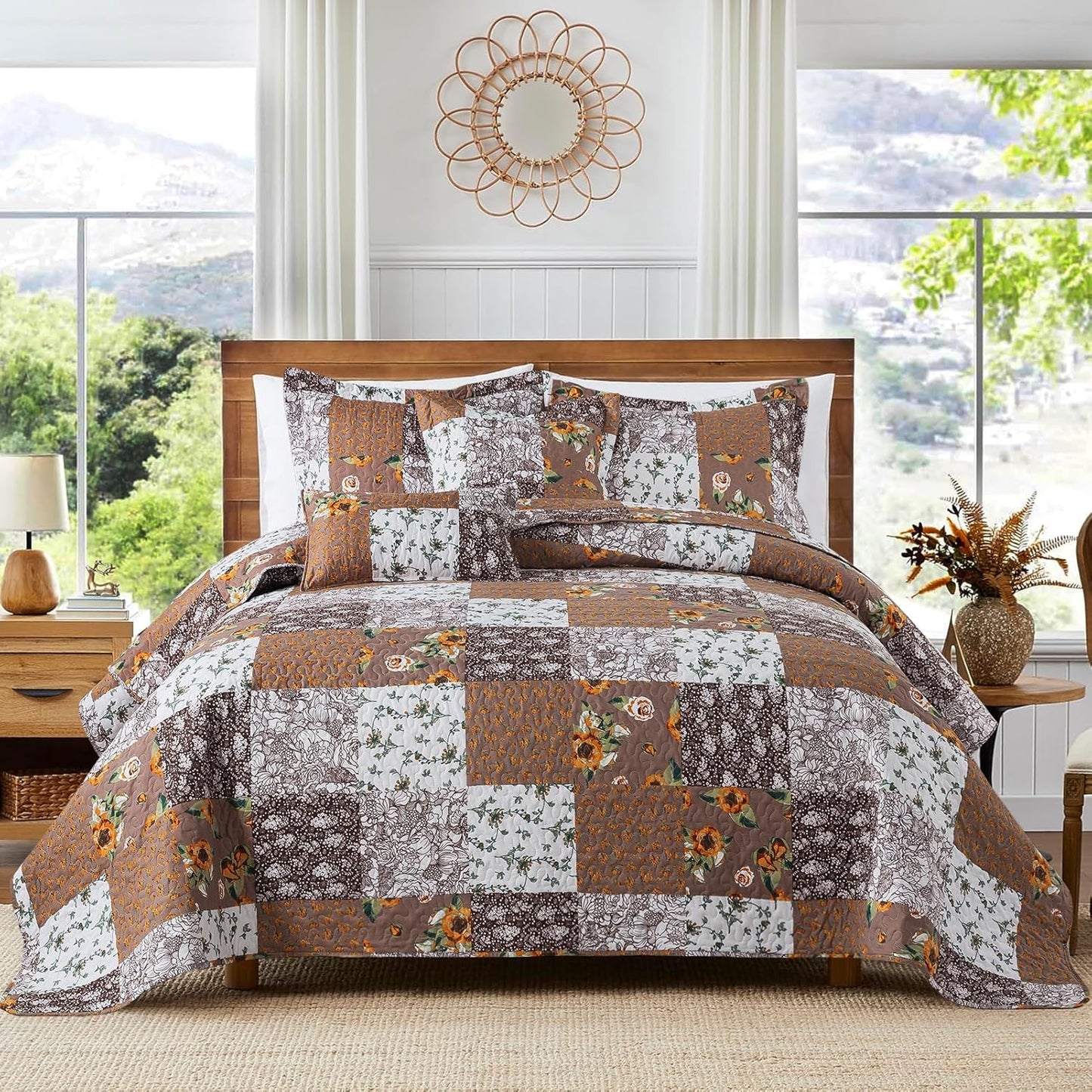 VAPUTAR Quilts Queen Size, Fall Patchwork Bedding Set with Floral Pattern, Soft and Breathable Coverlet Set, Lightweight Reversible Bedspread Suitable for All Season (90X98 inch, Brown)