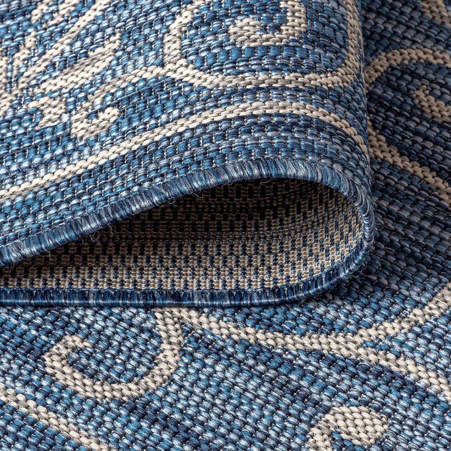 JONATHAN Y Vintage Filigree Indoor Outdoor Area Rug 3X5 Navy/Gray, Charleston Textured Weave for Backyard, Patio, Porch, Easy-Cleaning, High Traffic, Pet-Friendly, Non-Shedding (SMB106D-3)