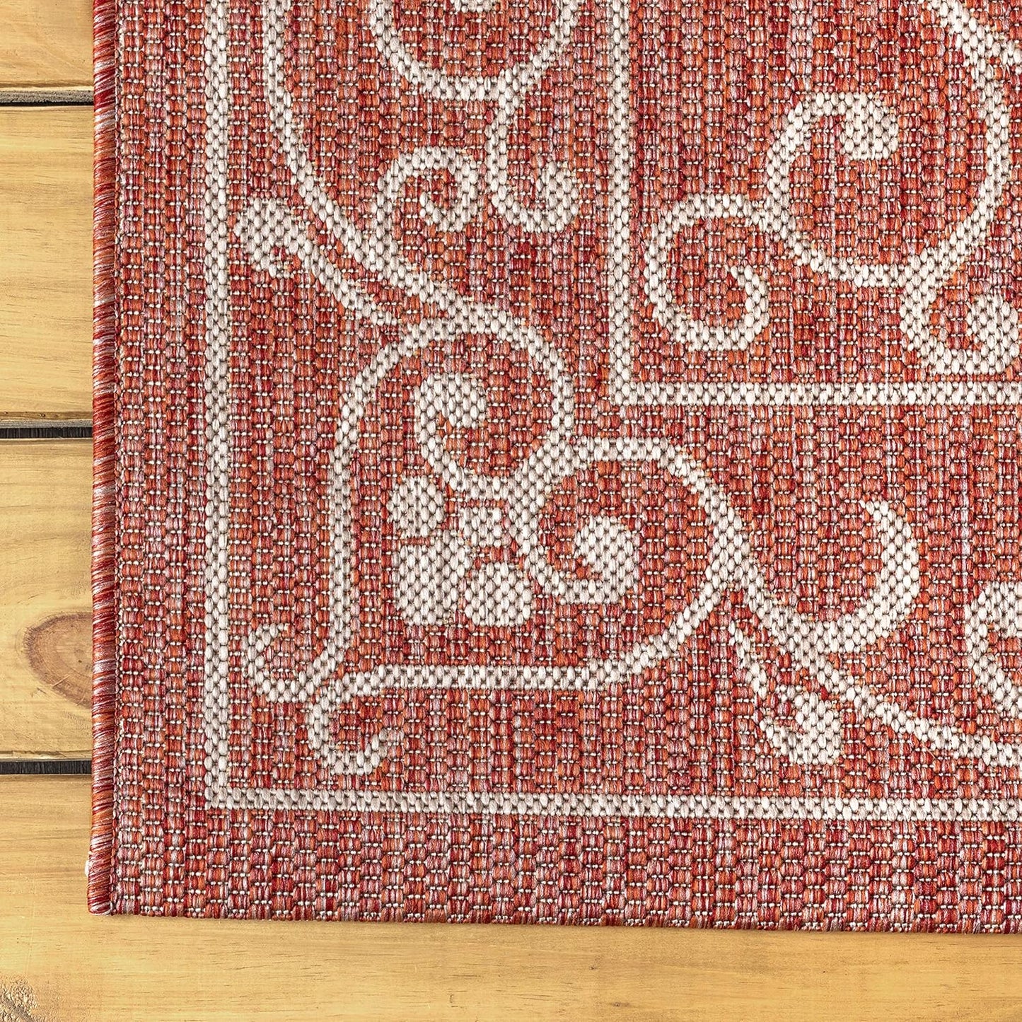 JONATHAN Y Vintage Filigree Indoor Outdoor Area Rug 4X6 Red/Beige, Charleston Textured Weave for Backyard, Patio, Porch, Easy-Cleaning, High Traffic, Pet-Friendly, Non-Shedding (SMB106B-4)