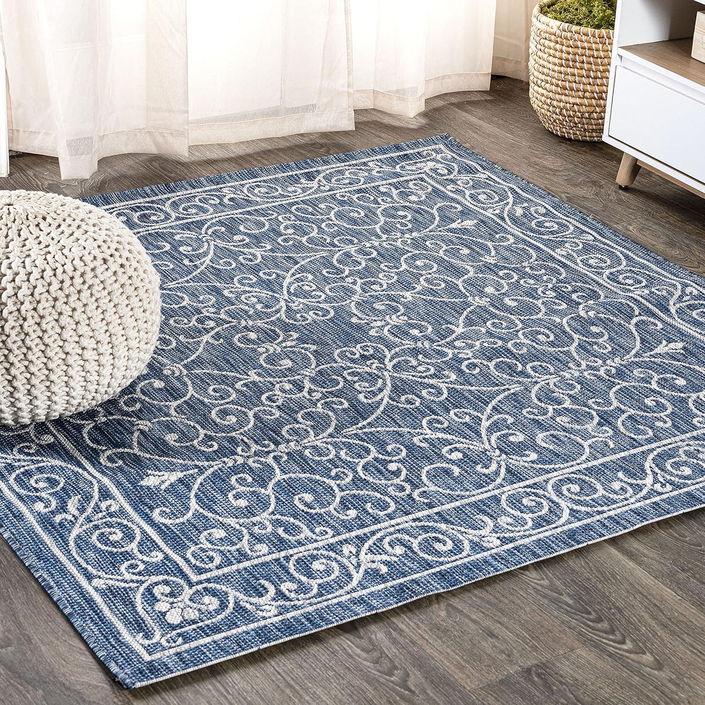 JONATHAN Y Vintage Filigree Indoor Outdoor Square Area Rug 8X8 Navy/Gray, Charleston Textured Weave for Backyard, Patio, Porch, Easy-Cleaning, High Traffic, Pet-Friendly, Non-Shedding (SMB106D-8SQ)