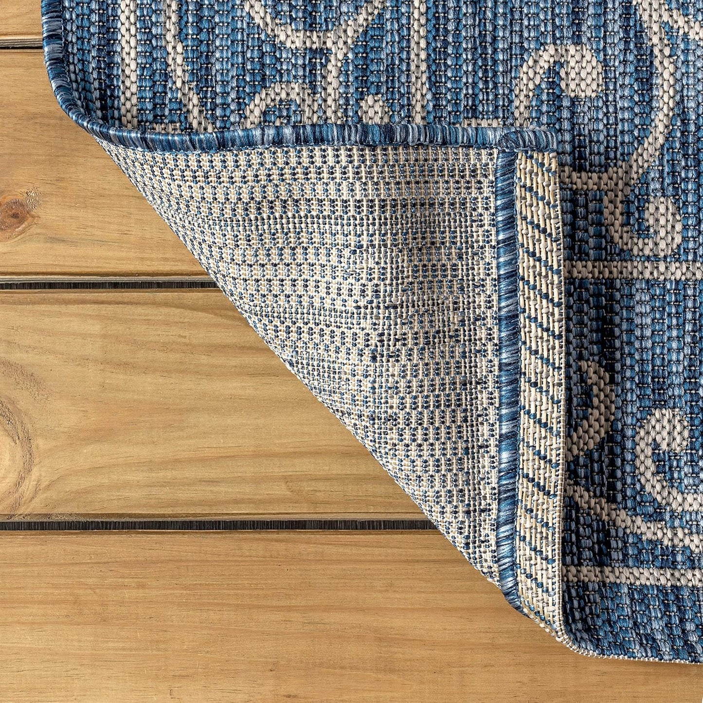 JONATHAN Y Vintage Filigree Indoor Outdoor Square Area Rug 5X5 Navy/Gray, Charleston Textured Weave for Backyard, Patio, Porch, Easy-Cleaning, High Traffic, Pet-Friendly, Non-Shedding (SMB106D-5SQ)